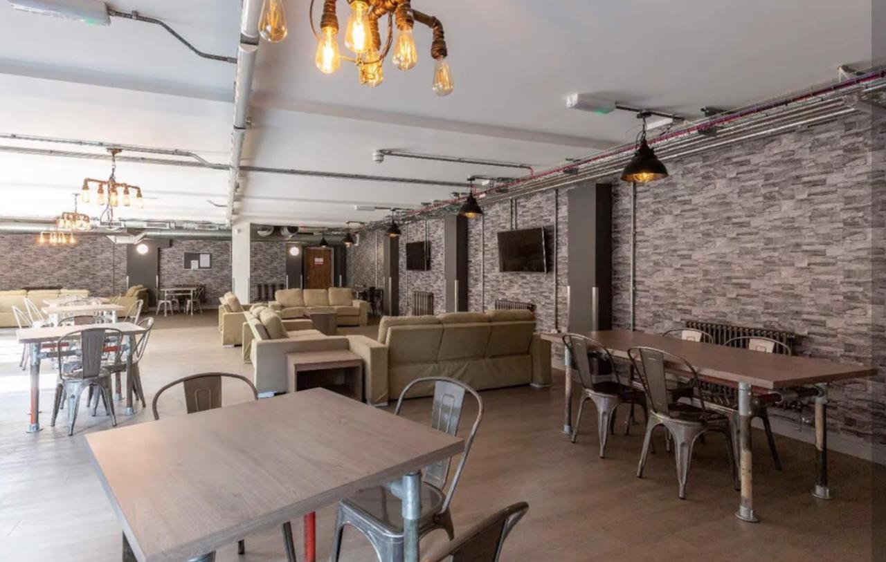 Vibrant Rooms For Students Only, Leeds - Sk 리즈 외부 사진